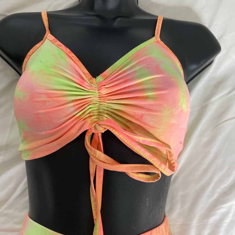 Two piece skirt set - Picture 3 of 3
